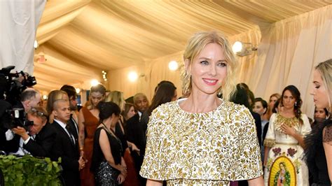 Naomi Watts: Queen of timeless elegance 